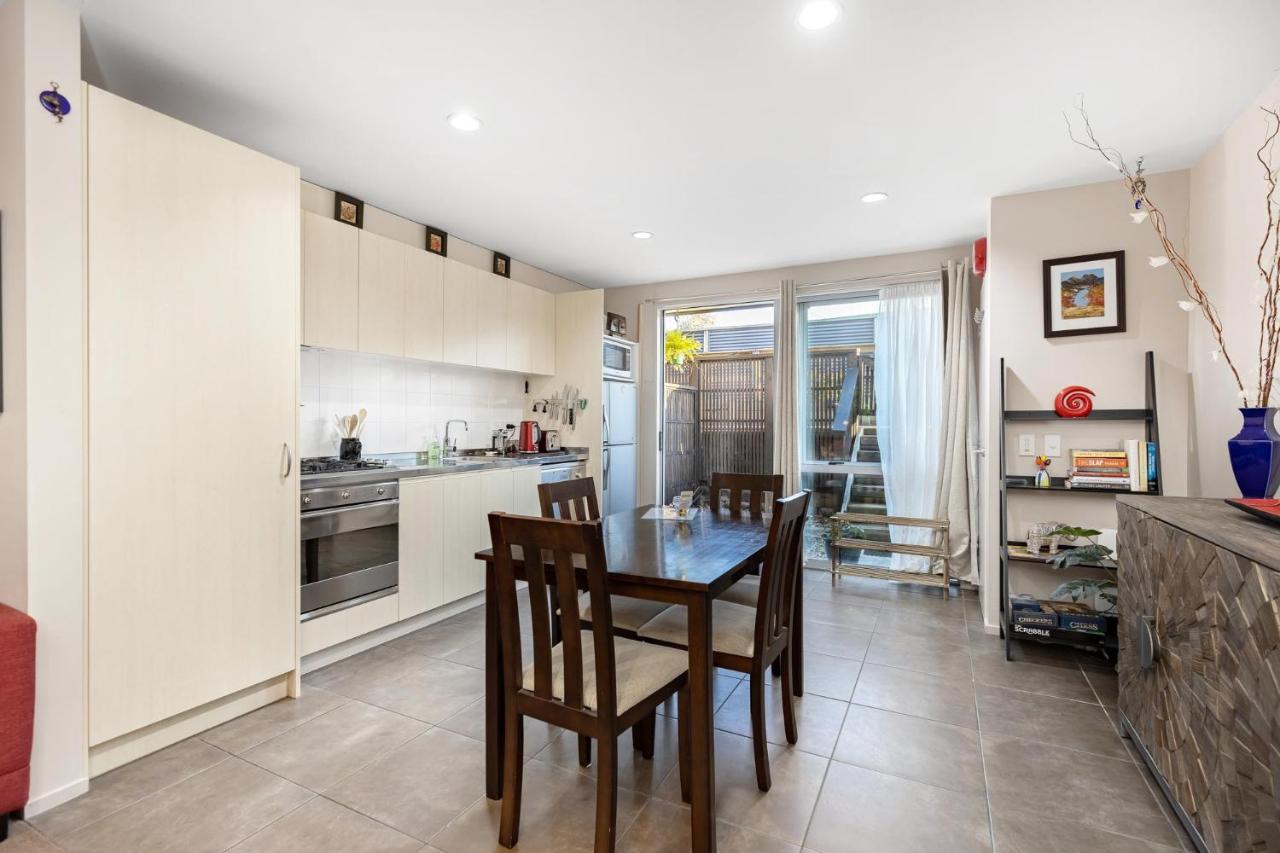 Central Wanaka Villa エクステリア 写真